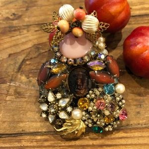 Unknown Jewelry - COLORFUL VINTAGE BROOCH Unknown Jewelry - COLORFUL VINTAGE BROOCH